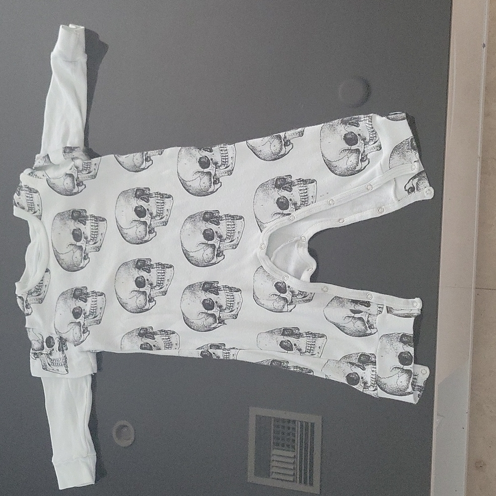 Nununu Jumpsuit BLACK COLOR